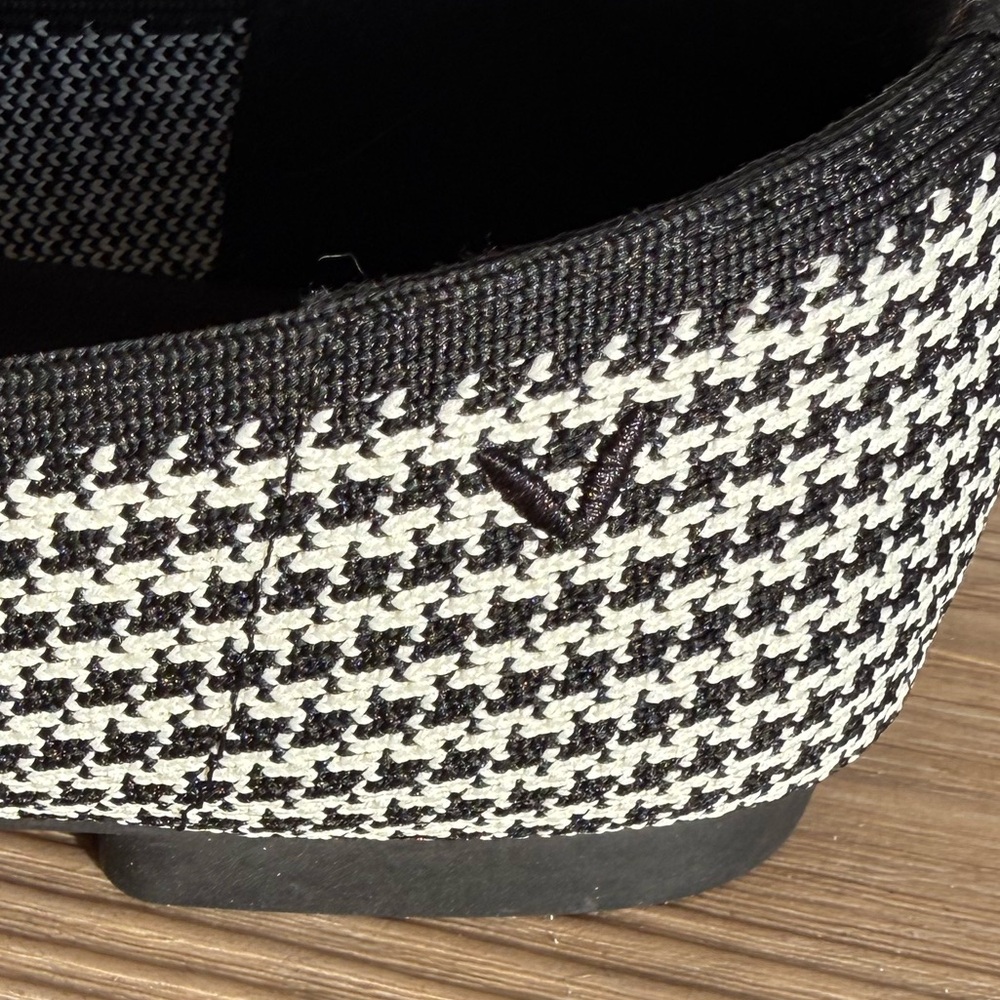 VIVAIA Black and White Houndstooth Flats - Picture 2 of 4